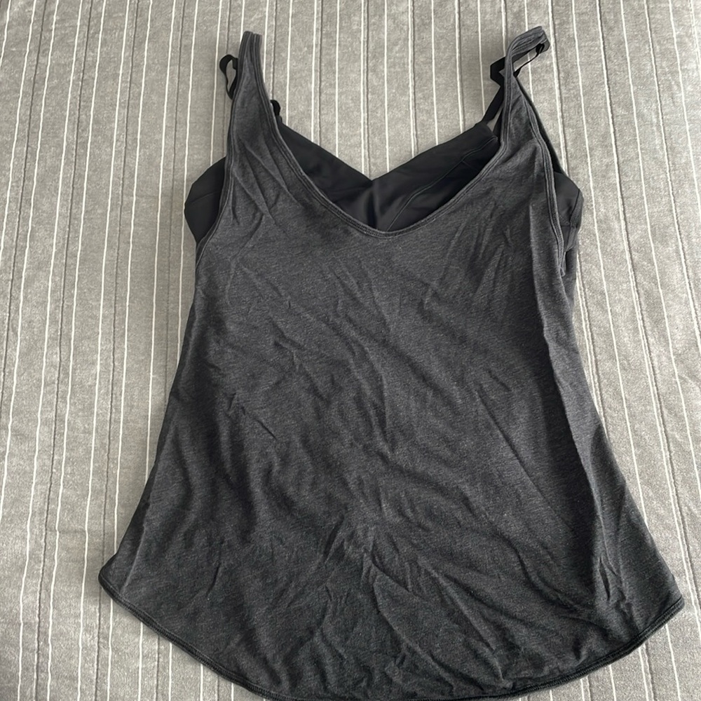 Lululemon tank/bra combo shirt